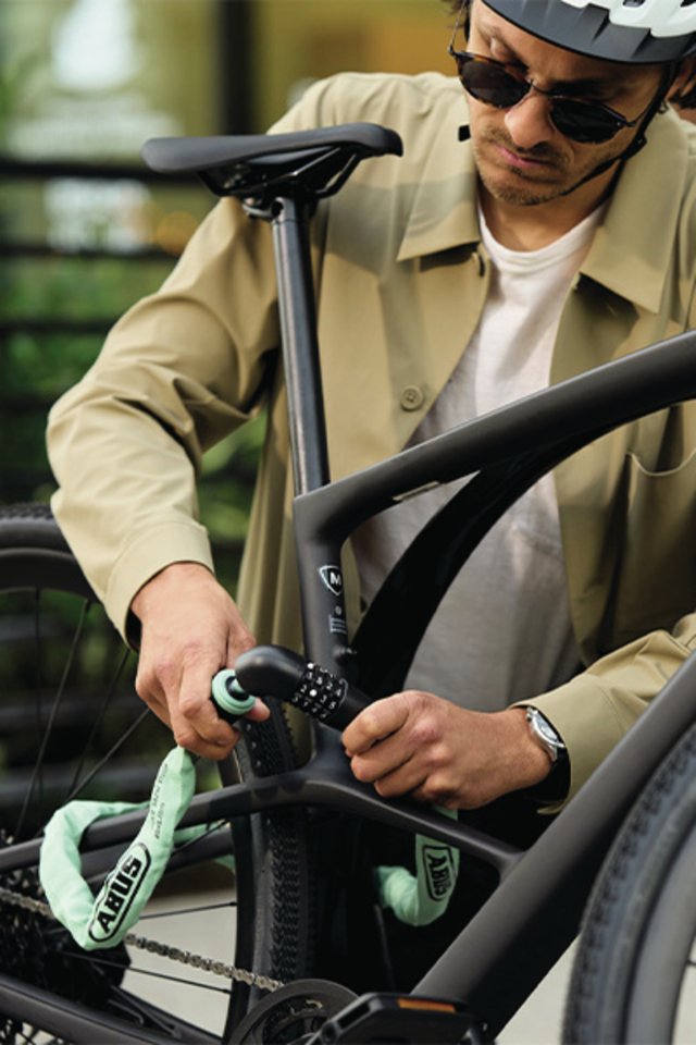 10046873-01